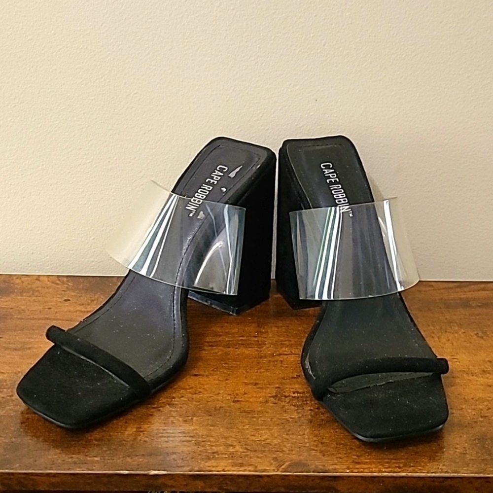 Cape Robbin Black Suede Heeled Sandals with Clear Strap Size 8